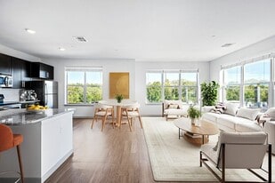 The Washingtons in Melrose, MA - Building Photo