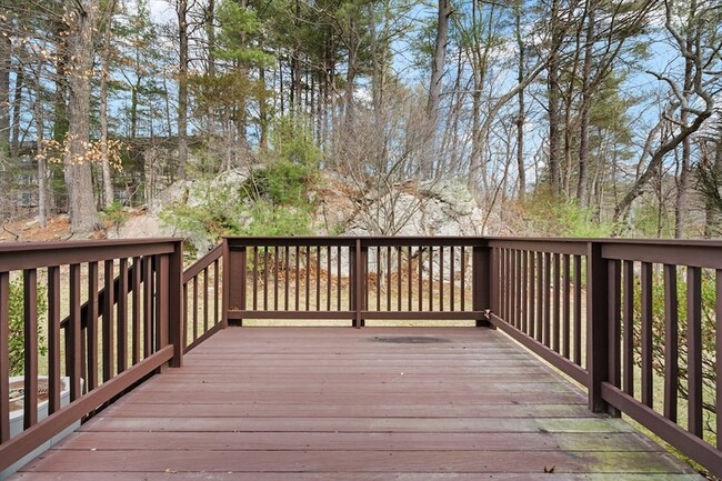 179 Littleton Rd, Unit 3 in Chelmsford, MA - Foto de edificio - Building Photo