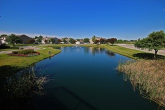 Vistas at Wedgewood in Powell, OH - Foto de edificio - Building Photo