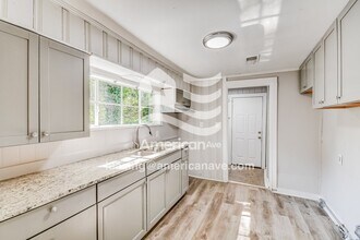 224 73rd St N in Birmingham, AL - Foto de edificio - Building Photo