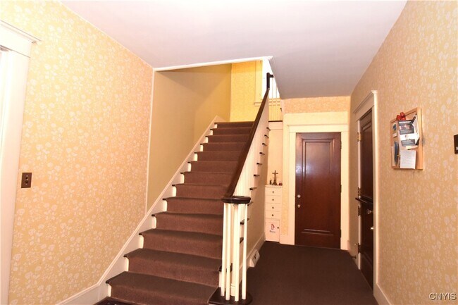 2318 Genesee St in Utica, NY - Building Photo - Building Photo