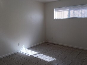 336 Pennsylvania St NE in Albuquerque, NM - Building Photo - Building Photo