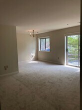 1160 N Quincy St in Arlington, VA - Foto de edificio - Building Photo