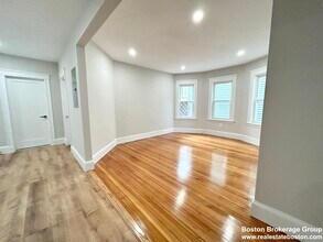 19 Sudan St, Unit 2 in Boston, MA - Building Photo - Building Photo