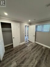 39 Upper Canada Ct in Halton Hills, ON - Building Photo - Building Photo