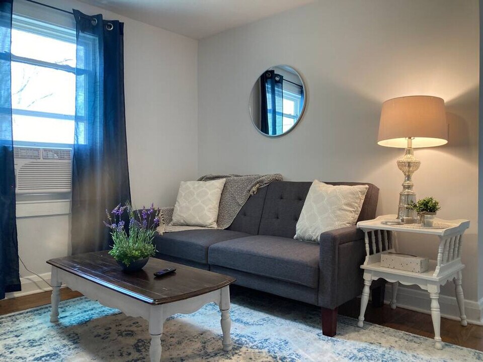 905 Hill St, Unit ID1397977P in Bristol, TN - Building Photo