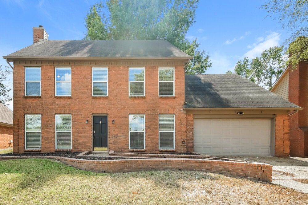 8151 Cross Creek Ct in Memphis, TN - Building Photo