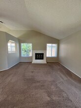 4717 Tobin Rd in Bakersfield, CA - Building Photo - Building Photo