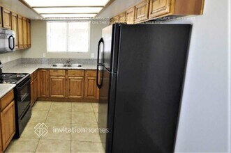 8343 W Alice Ave in Peoria, AZ - Building Photo - Building Photo