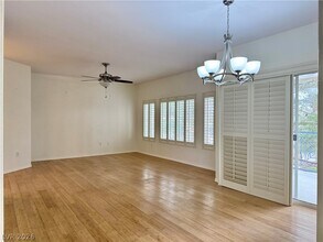 820 Sunrise Peak Way in Las Vegas, NV - Building Photo - Building Photo