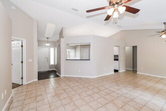 8522 Sugartree Dr in Jacksonville, FL - Building Photo - Building Photo