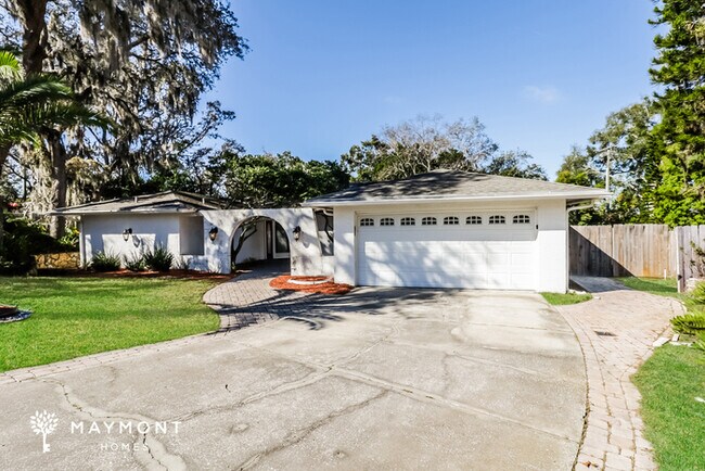 7511 Tall Tree Ct in Port Richey, FL - Building Photo - Building Photo