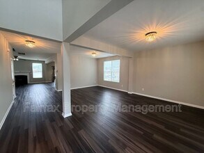 127 Rosebud Ln in Durham, NC - Building Photo - Building Photo