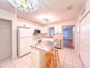 2306 SW 42nd Dr in Gainesville, FL - Building Photo - Building Photo