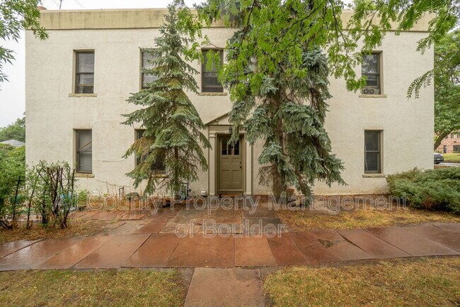 property at 2408 8th St