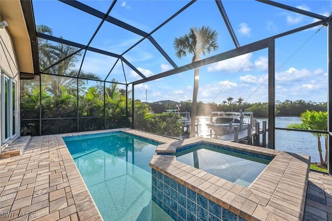 property at 3254 Lakeview Dr