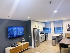 680 S Federal St, Unit Apt 808 in Chicago, IL - Foto de edificio - Building Photo