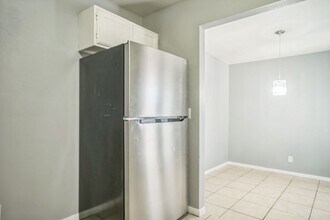 3921 Torsby Pl in Las Vegas, NV - Building Photo - Building Photo