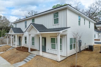 Vine Betton in Tallahassee, FL - Foto de edificio - Building Photo