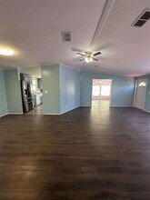 7257 Berry Rd in Zephyrhills, FL - Building Photo - Building Photo