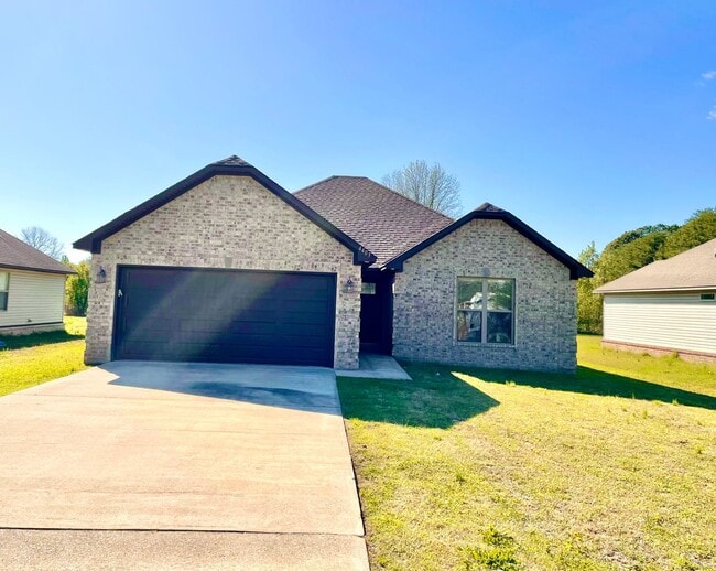 property at 4403 Richardson Dr