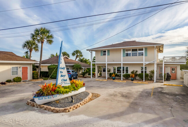 Gulf To Bay Club at Casey Key in Nokomis, FL - Foto de edificio - Building Photo