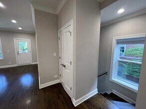 1744 W Winnemac Ave in Chicago, IL - Building Photo - Building Photo