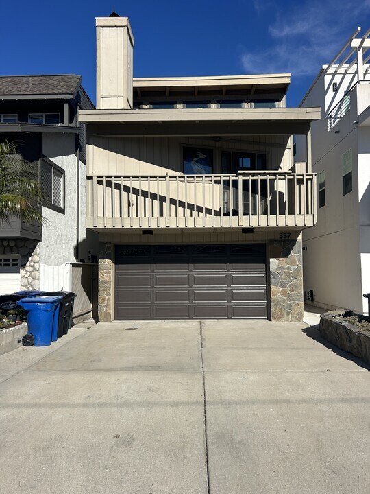 337 Highland Dr in Oxnard, CA - Building Photo
