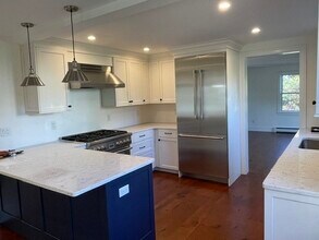 6 Parker Ave in Cohasset, MA - Building Photo - Building Photo
