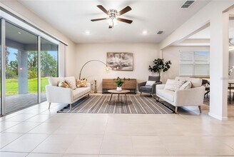 2474 Southlawn Ln in Clermont, FL - Building Photo - Building Photo