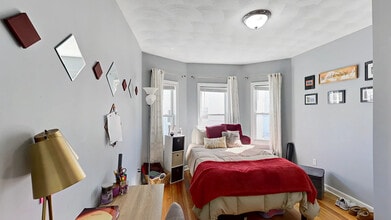 40 Derby St, Unit 3 in Somerville, MA - Building Photo - Building Photo