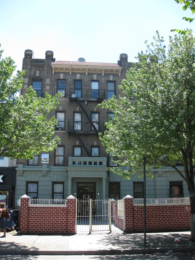 1102 Eastern Pkwy in Brooklyn, NY - Building Photo - Building Photo