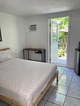 410 NW 31st St in Miami, FL - Building Photo - Building Photo
