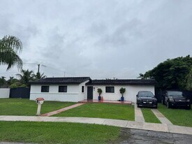 11760 SW 35th Terrace in Miami, FL - Building Photo