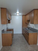 4435 Bonnie Brae St, Unit 3 in Montclair, CA - Building Photo