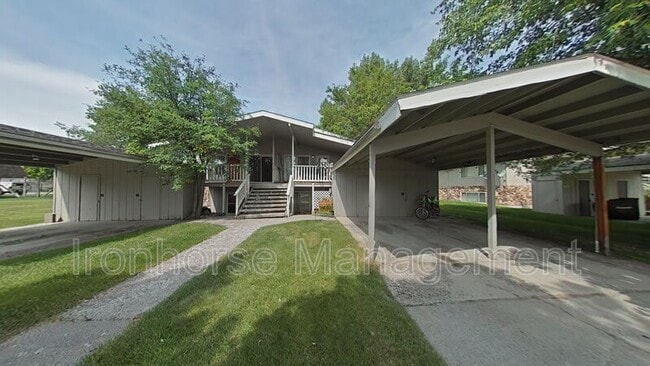 property at 411 N 16th Ave