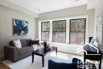 2535 N Campbell Ave in Chicago, IL - Building Photo - Building Photo