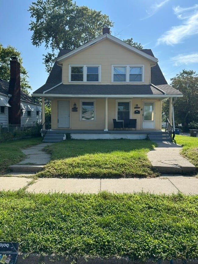 1682-1684 Hearthstone Dr