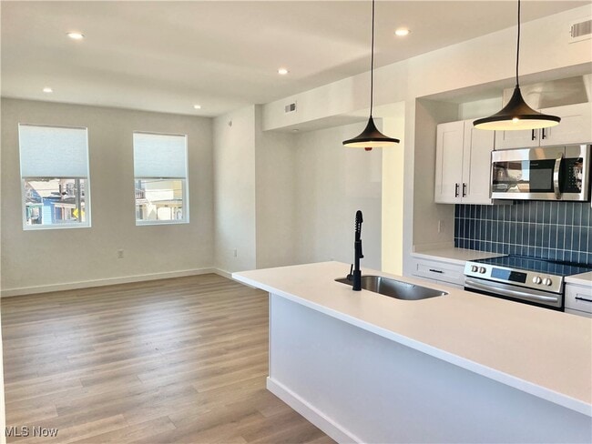 property at 2017 W 44th St