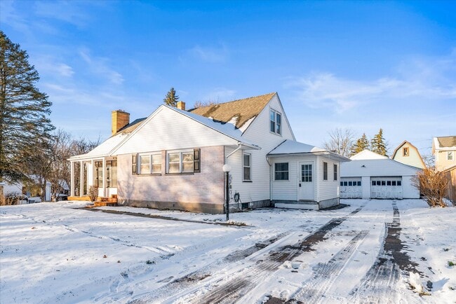 32 Deland Park B in Fairport, NY - Building Photo - Building Photo