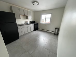 6723 Buffalo Ave in Niagara Falls, NY - Building Photo - Building Photo