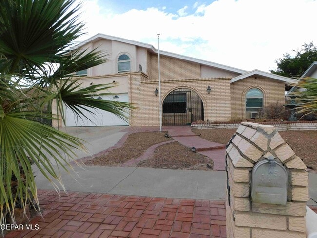 3516 Proud Eagle Dr in El Paso, TX - Building Photo - Building Photo