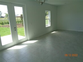 1050 Alabaster Wy in Deltona, FL - Building Photo - Building Photo