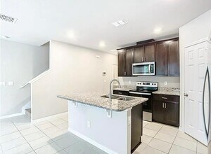1578 Grand Rue Dr in Casselberry, FL - Building Photo - Building Photo
