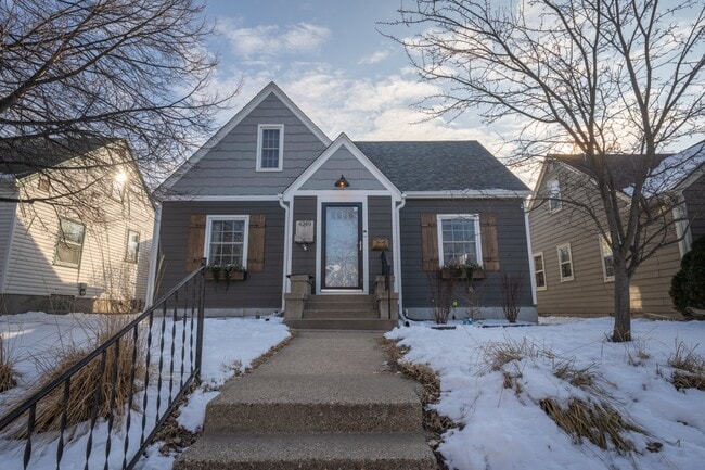 property at 4249 18th Ave S