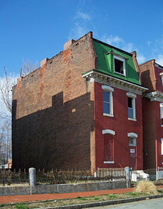 1521 Bremen Ave in St. Louis, MO - Foto de edificio