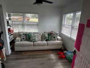 4738 38th Ave N in St. Petersburg, FL - Building Photo - Building Photo