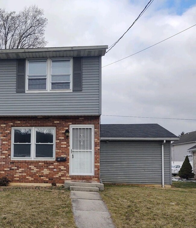 property at 225 McKnight St