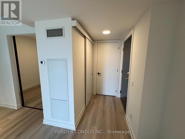 5-605 Lakeview Ave in Toronto, ON - Building Photo - Building Photo