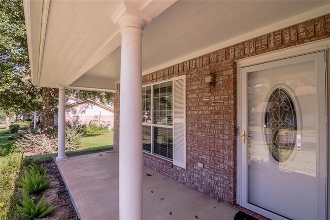 203 Pine Valley in Huntsville, TX - Building Photo - Building Photo